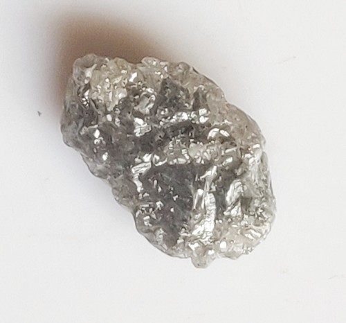 Diamante grezzo sfuso naturale