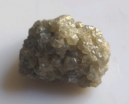 Diamante grezzo sfuso naturale